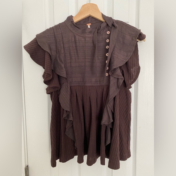 Free People Tops - FREE PEOPLE Button Top with Tie